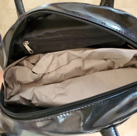 NWT Hello Kitty purse - Picture 4 of 4